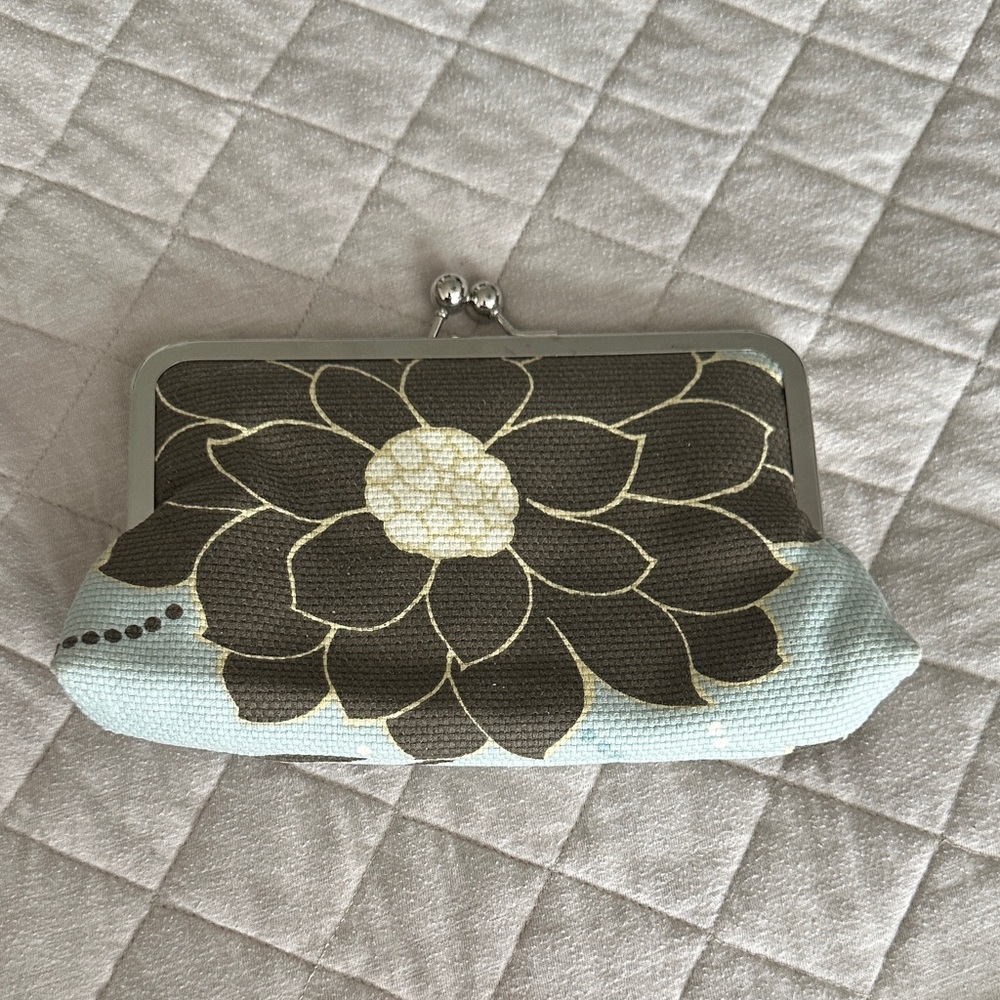 Elegant Floral Clutch - Brown and Blue